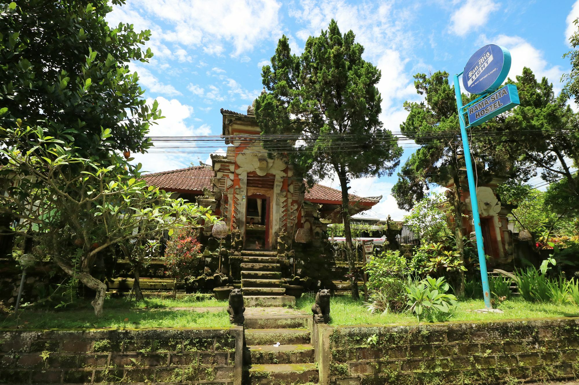 Ubud Kartini Hostel Bagian luar foto